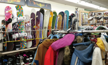 厚木店3Fウィンタースポーツコーナー写真